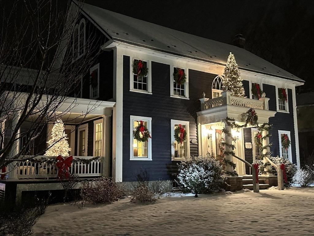 The Inn Crowd Bed And Breakfast Holden Екстер'єр фото
